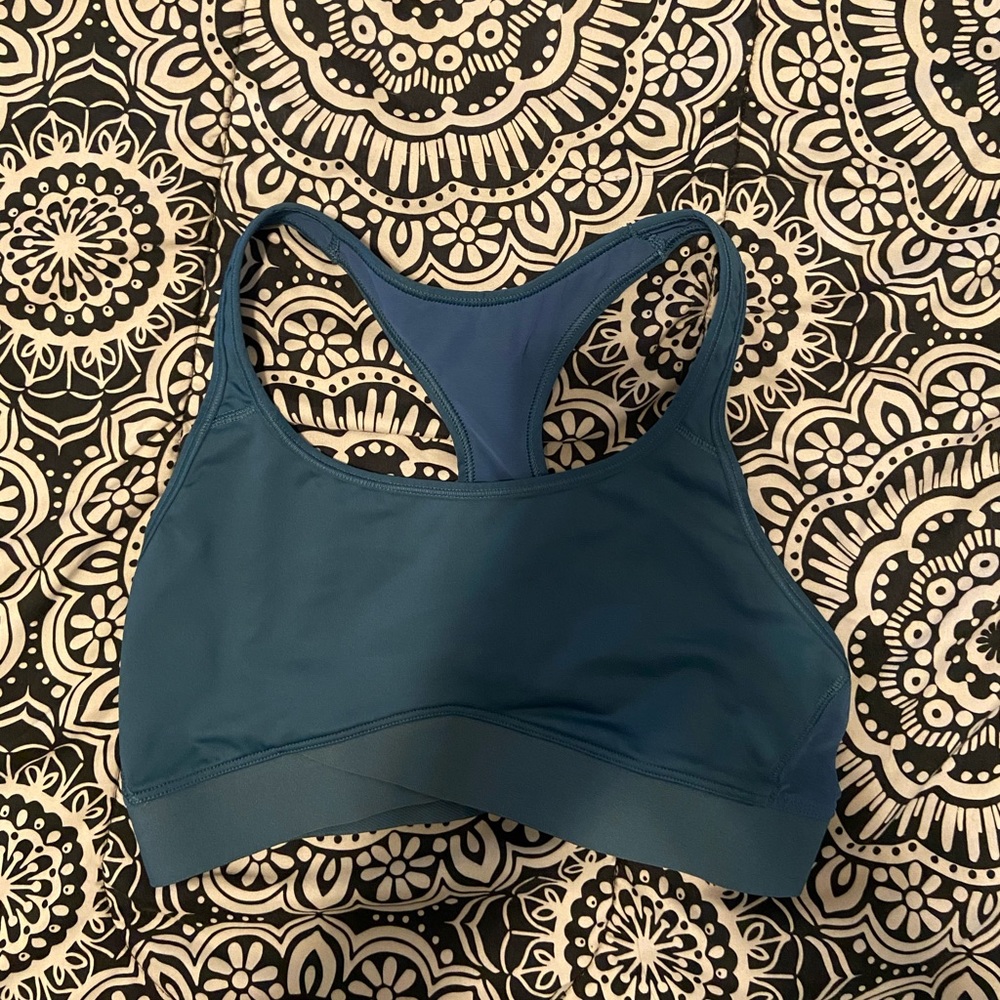 Victoria sport sports bra.